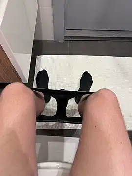 myPriority01 online show from October 2, 2025, 7:21 pm