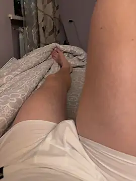 Snapshot of myPriority01 chatting on February 21, 2026, 6:31 pm myPriority01 online show from February 21, 2026, 6:31 pm