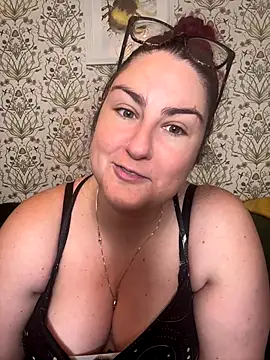 Lacey-BBW online show from October 13, 2025, 9:26 pm
