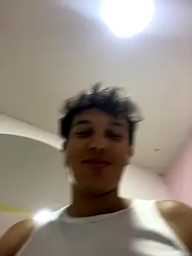 Snapshot of Leo_Savage_ chatting on October 11, 2025, 3:06 am Leo Savage  online show from October 11, 2025, 3:06 am