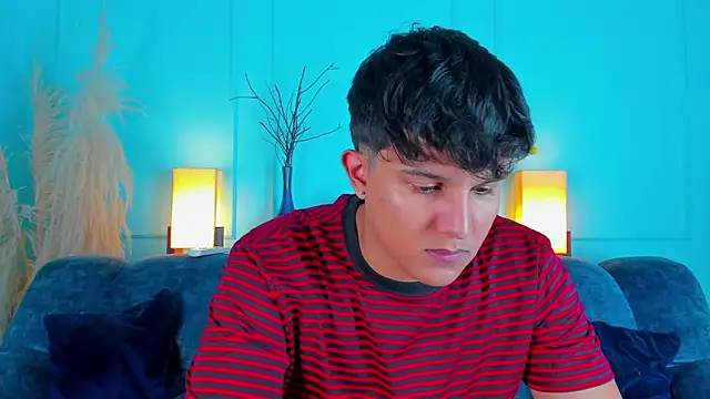 Snapshot of Leo_Savage_ chatting on March 4, 2026, 3:23 am Leo Savage online show from March 4, 2026, 3:23 am