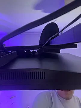 Snapshot of Leo_Savage_ chatting on March 21, 2026, 3:22 am Leo Savage online show from March 21, 2026, 3:22 am