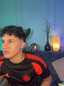 Snapshot of Leo_Savage_ chatting on March 28, 2026, 3:50 am Leo Savage online show from March 28, 2026, 3:50 am