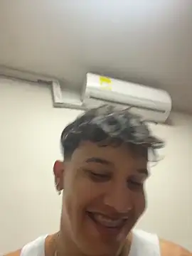 Snapshot of Leo_Savage_ chatting on March 29, 2026, 3:39 am Leo Savage online show from March 29, 2026, 3:39 am