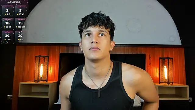 Leo Savage  online show from May 9, 2026, 4:06 am