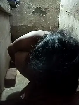 Snapshot of SEXY-MAHI4 chatting on October 11, 2025, 2:44 am SEXY-MAHI4 online show from October 11, 2025, 2:44 am