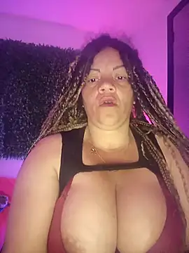 Snapshot of Eva_Luxei chatting on September 21, 2025, 11:56 am Eva Luxei online show from September 21, 2025, 11:56 am