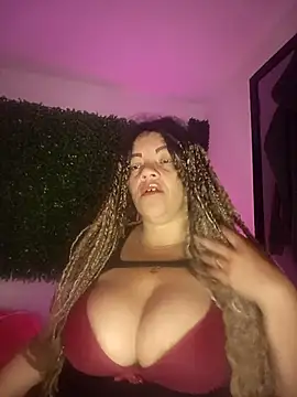 Snapshot of Eva_Luxei chatting on October 10, 2025, 11:42 am Eva Luxei online show from October 10, 2025, 11:42 am