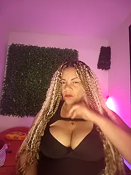 Eva Luxei online show from November 16, 2025, 8:03 pm