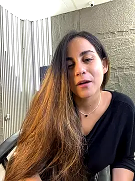 Snapshot of CamileX chatting on September 29, 2025, 1:38 pm CamileX online show from September 29, 2025, 1:38 pm