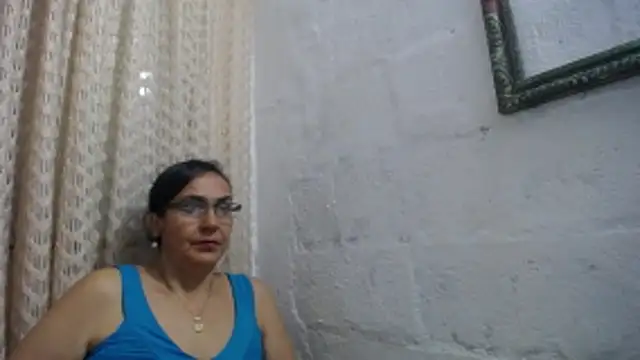 Snapshot of gabbyparker_ chatting on March 1, 2026, 9:22 am gabbyparker online show from March 1, 2026, 9:22 am