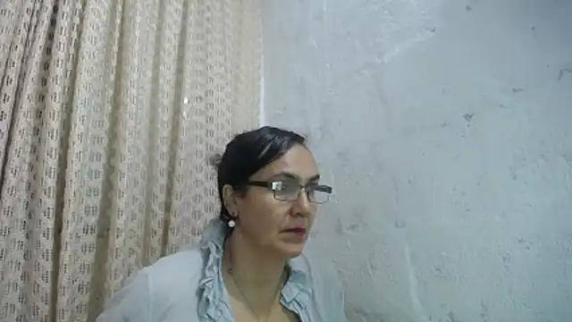 Snapshot of gabbyparker_ chatting on March 10, 2026, 10:09 am gabbyparker online show from March 10, 2026, 10:09 am