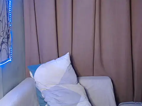 Snapshot of fantasy_davidxx chatting on October 2, 2025, 11:06 am fantasy davidxx online show from October 2, 2025, 11:06 am