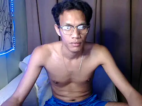 Snapshot of fantasy_davidxx chatting on October 3, 2025, 11:07 am fantasy davidxx online show from October 3, 2025, 11:07 am