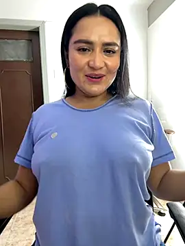 Snapshot of Rouse69_ chatting on October 9, 2025, 9:18 am Rouse69  online show from October 9, 2025, 9:18 am