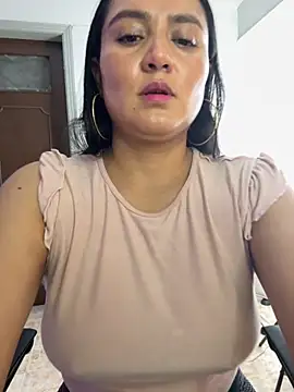 Snapshot of Rouse69_ chatting on October 13, 2025, 9:20 am Rouse69  online show from October 13, 2025, 9:20 am