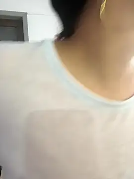 Snapshot of Rouse69_ chatting on October 14, 2025, 9:32 am Rouse69  online show from October 14, 2025, 9:32 am