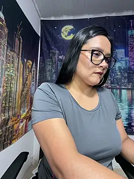 Snapshot of Rouse69_ chatting on March 21, 2026, 12:15 am Rouse69 online show from March 21, 2026, 12:15 am