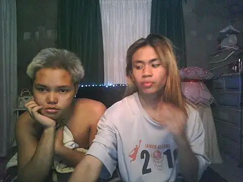Snapshot of Sweet-shopia chatting on May 23, 2026, 2:21 pm Sweet-shopia online show from May 23, 2026, 2:21 pm