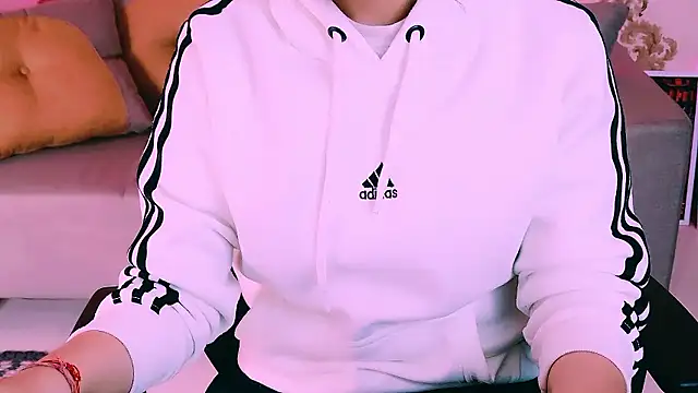 My Rose online show from January 13, 2026, 7:24 am