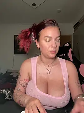 OliviaaFischer online show from May 29, 2026, 7:56 pm