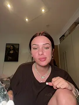 OliviaaFischer online show from June 15, 2026, 3:36 pm