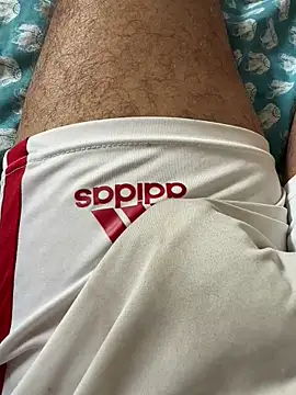 Beurberry19 online show from October 22, 2025, 3:12 pm