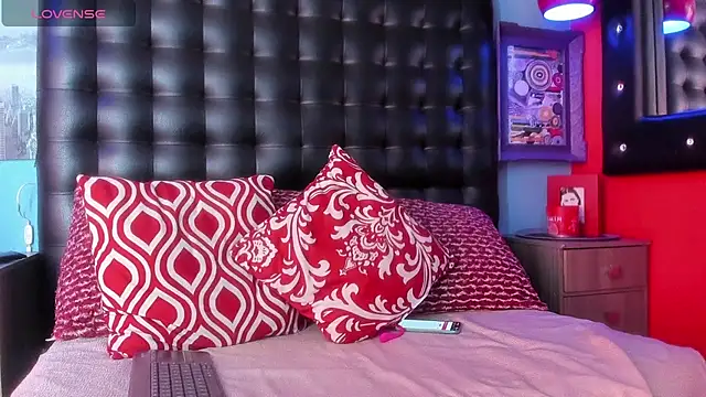 Kyes Dreams3 online show from September 14, 2025, 4:44 am