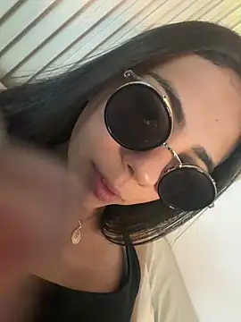 LilybethGray online show from May 1, 2026, 8:57 pm