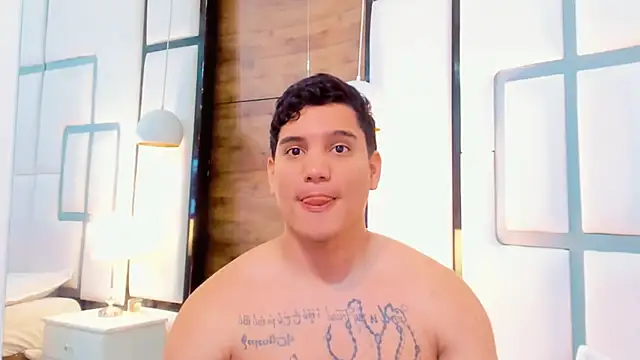 Snapshot of RaymondMorris chatting on October 21, 2025, 5:08 am RaymondMorris online show from October 21, 2025, 5:08 am
