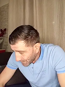 Snapshot of Alexdaniel89 chatting on February 9, 2026, 6:01 pm Alexdaniel89 online show from February 9, 2026, 6:01 pm