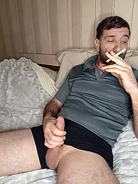 Snapshot of Alexdaniel89 chatting on February 18, 2026, 2:18 am Alexdaniel89 online show from February 18, 2026, 2:18 am