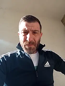 Snapshot of Alexdaniel89 chatting on March 13, 2026, 1:29 pm Alexdaniel89 online show from March 13, 2026, 1:29 pm