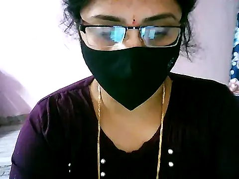 Snapshot of jannu6482 chatting on September 29, 2025, 3:28 pm jannu6482 online show from September 29, 2025, 3:28 pm