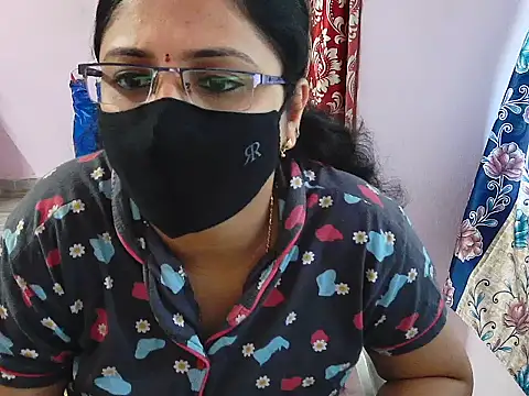 Snapshot of jannu6482 chatting on November 8, 2025, 7:08 am jannu6482 online show from November 8, 2025, 7:08 am