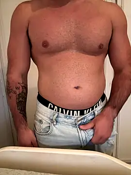 Joaqtuft2 online show from October 24, 2025, 5:20 pm