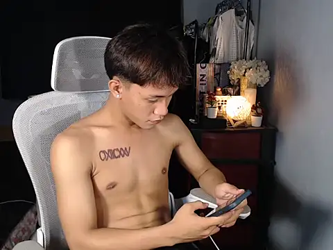 Snapshot of naughtyboyloy_0 chatting on February 21, 2026, 5:25 pm naughtyboyloy 0 online show from February 21, 2026, 5:25 pm