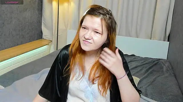 Snapshot of Nora_lovvvv chatting on October 22, 2025, 11:10 am Nora lovvvv online show from October 22, 2025, 11:10 am