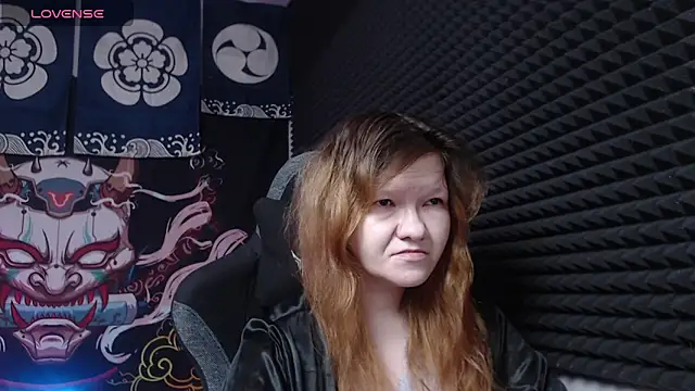 Nora lovvvv online show from November 14, 2025, 10:14 am