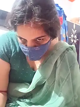 Snapshot of badqueen96 chatting on April 15, 2026, 5:09 pm badqueen96 online show from April 15, 2026, 5:09 pm