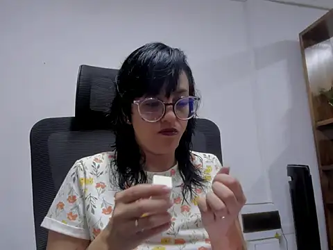 Snapshot of dalila_macherano1 chatting on September 17, 2025, 10:11 pm dalila macherano1 online show from September 17, 2025, 10:11 pm