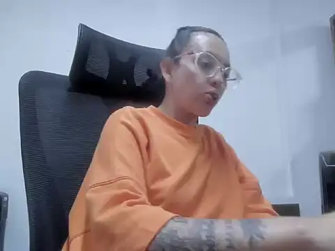 Snapshot of dalila_macherano1 chatting on October 11, 2025, 7:01 pm dalila macherano1 online show from October 11, 2025, 7:01 pm