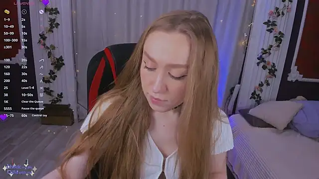 Snapshot of -Seava chatting on September 18, 2025, 1:46 pm -Seava online show from September 18, 2025, 1:46 pm