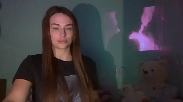 MandiBrooks online show from September 18, 2025, 8:11 pm