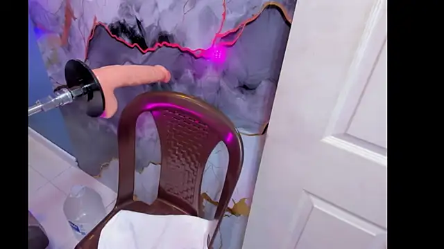 mey velvet online show from September 23, 2025, 11:57 am