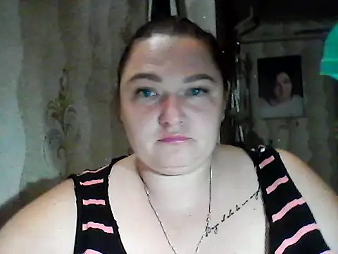 Snapshot of AngelQSky chatting on November 1, 2025, 8:55 pm AngelQSky online show from November 1, 2025, 8:55 pm