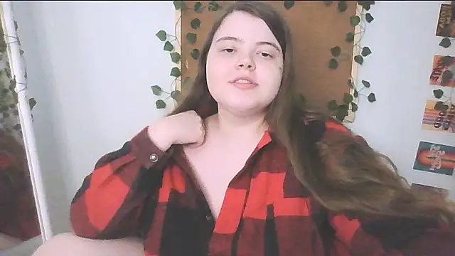 brattyprincessemma online show from September 17, 2025, 9:11 am