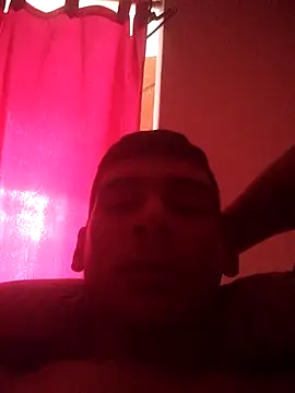 alex colombiano online show from October 25, 2025, 8:47 pm