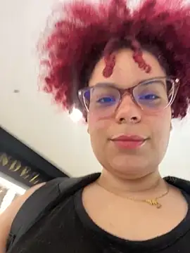 Snapshot of Enyagleam_ chatting on October 12, 2025, 8:30 pm Enyagleam online show from October 12, 2025, 8:30 pm