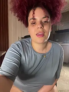 Enyagleam  online show from February 13, 2026, 1:56 am